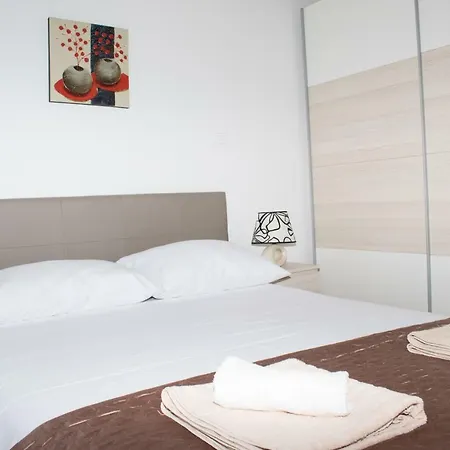 Apartment Grayhouse *